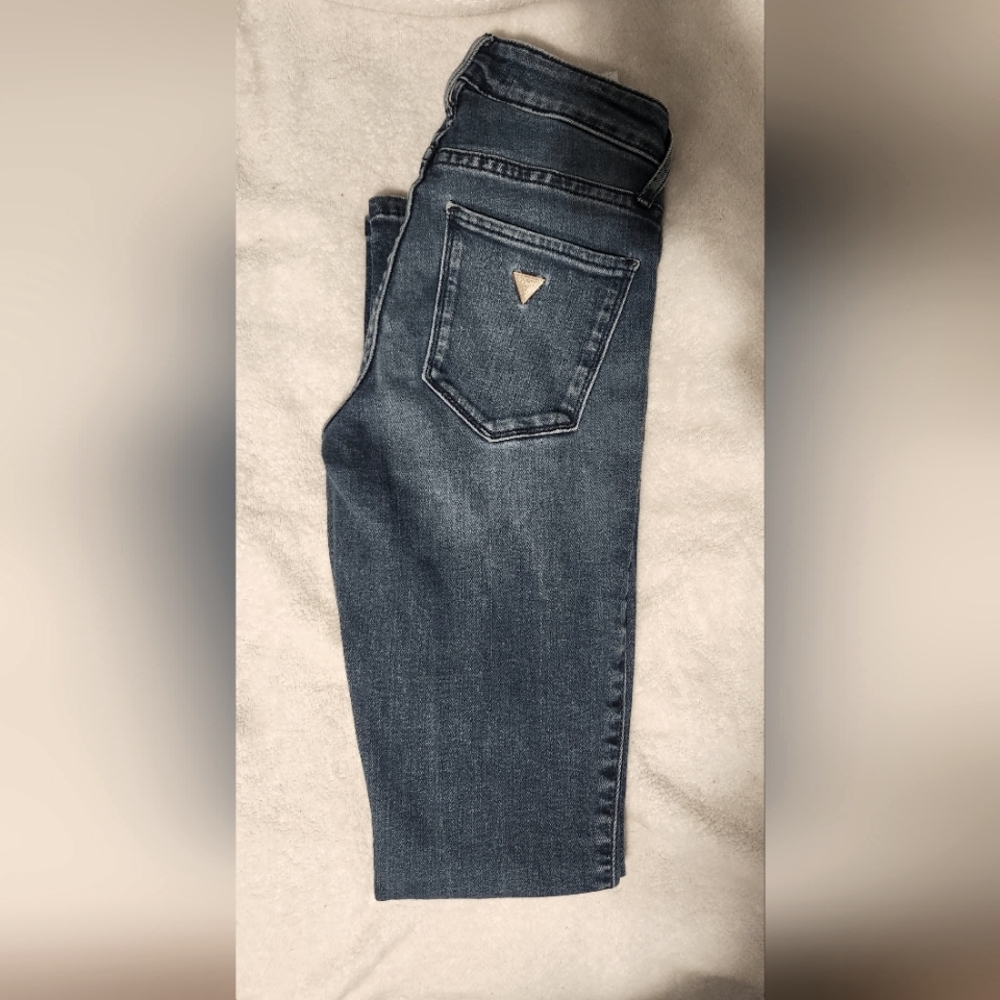 Women's Guess Jeans. Size 24 Long